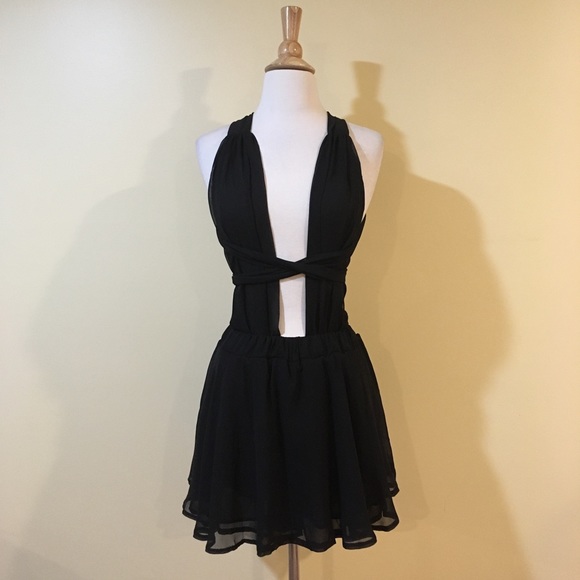 Plunging Convertible Open Back Chiffon Romper - Picture 4 of 5